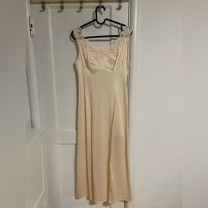 Vintage Cream Lace Nightgown